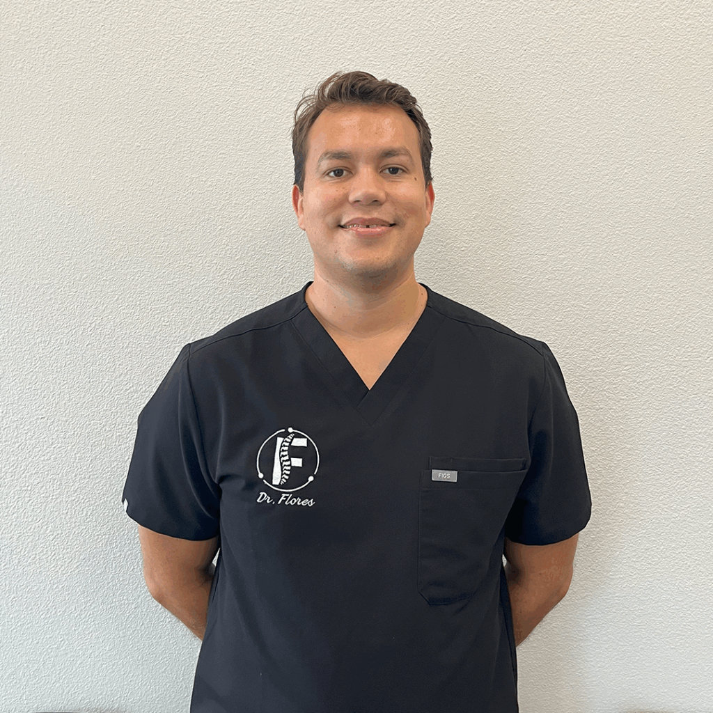 Dr. Ricardo Flores